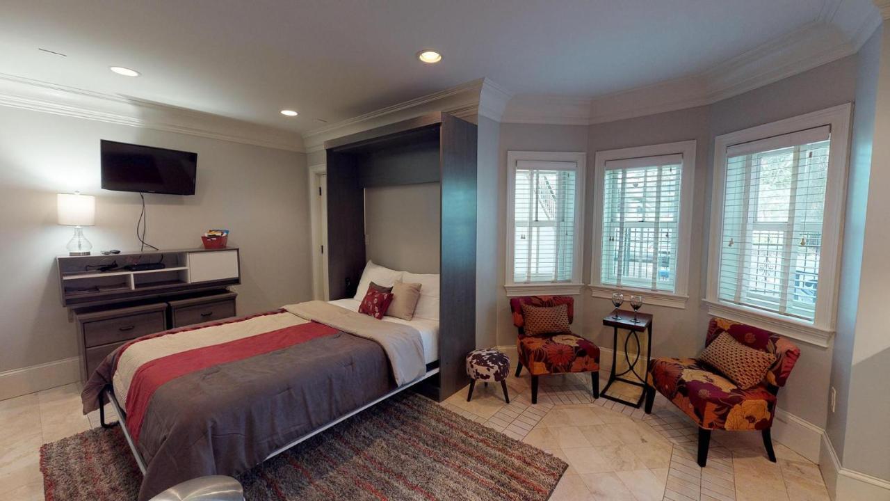 Suite Escape Savannah Exterior foto
